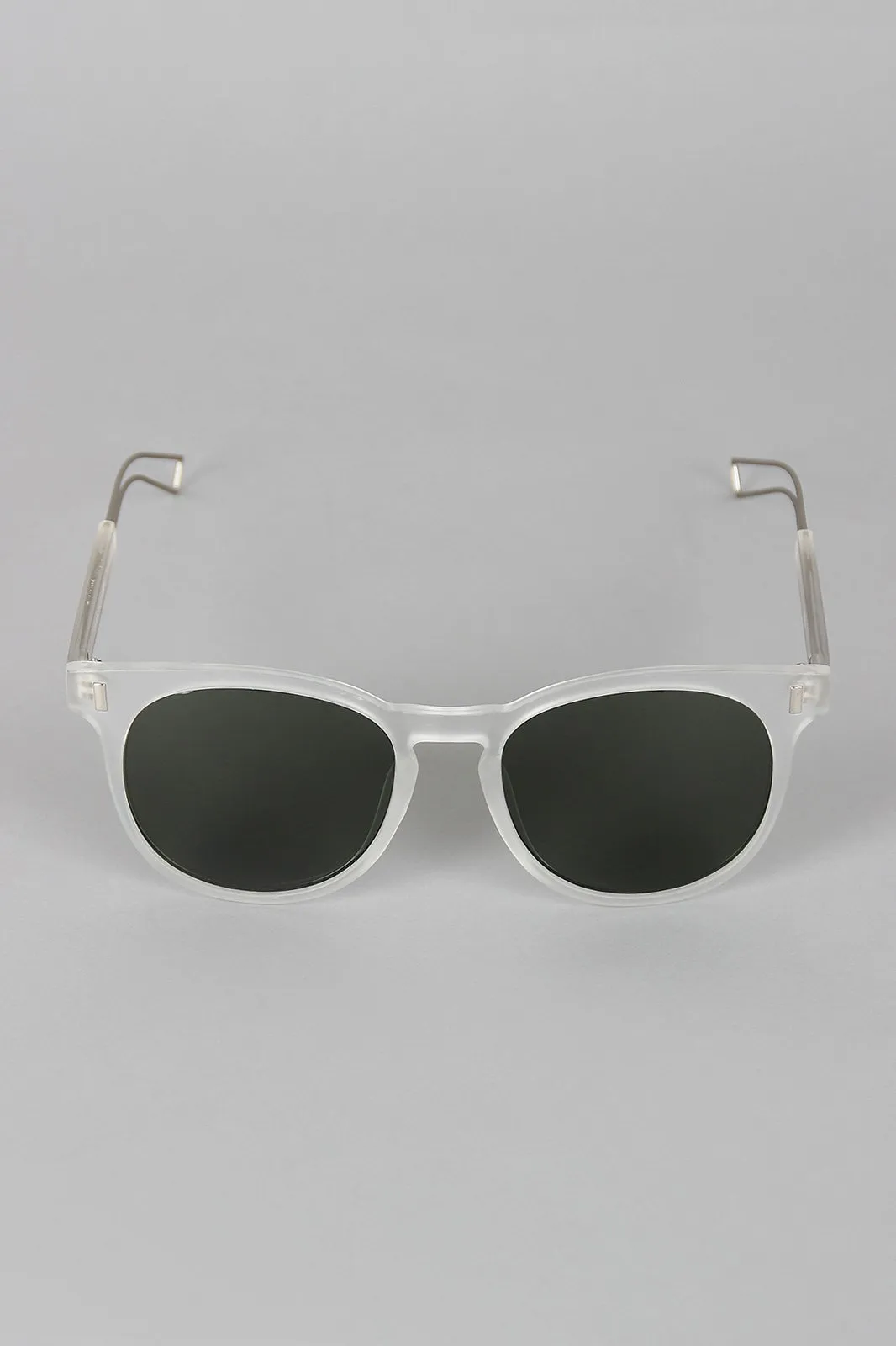 Classic Horn Rimmed Sunglasses