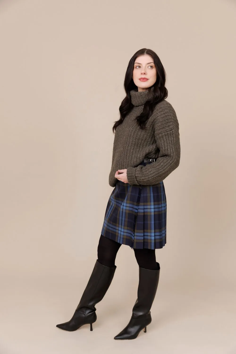 Derroura 100% Worsted Wool Mini Kilt