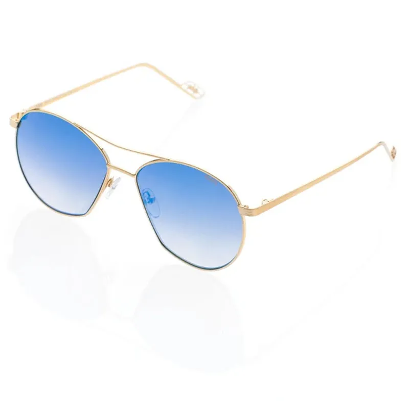 DPS064-06M sunglasses — the perfect fusion of modern style and timeless design.