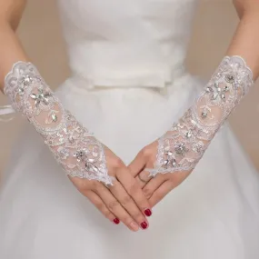 Lace Bridal Gloves with Diamond Accents – Short Vintage Wedding Gloves for Brides, Formal Events, & Accessories