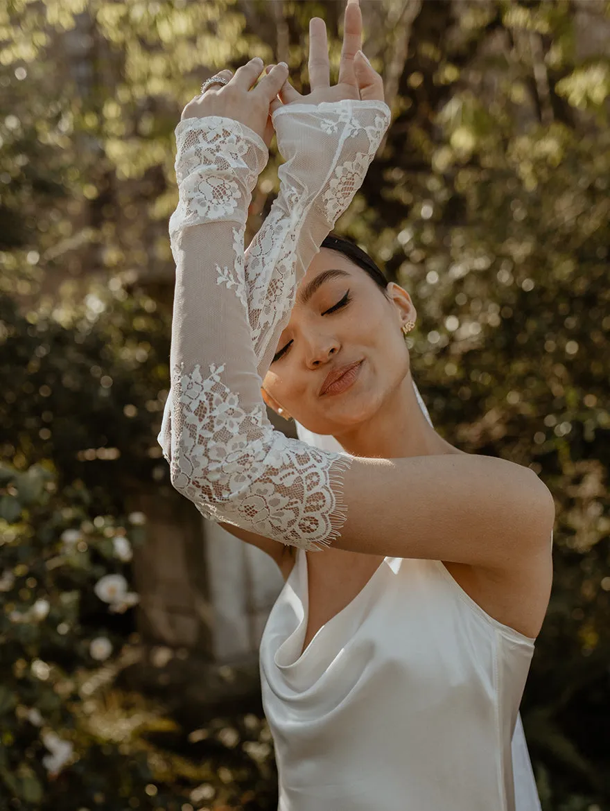 Lace Bridal Gloves