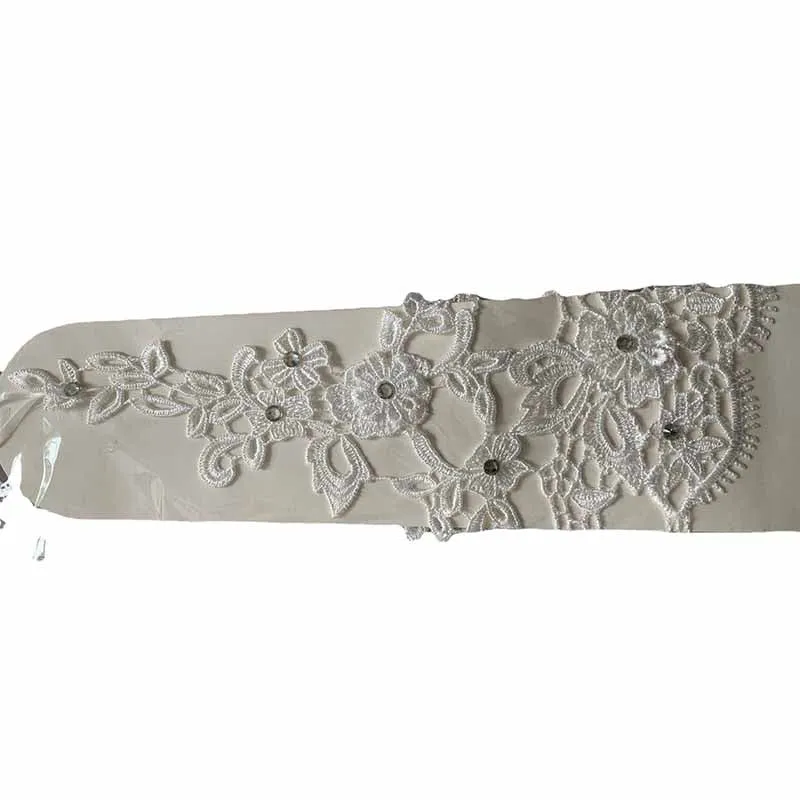 Ladies Attractive Lace Wedding Gloves