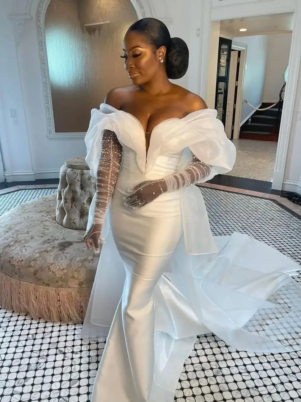 Mermaid Lace Applique Wedding Dresses african Sexy off shoulder Bridal Gowns with gloves Plus Size robe de mariee