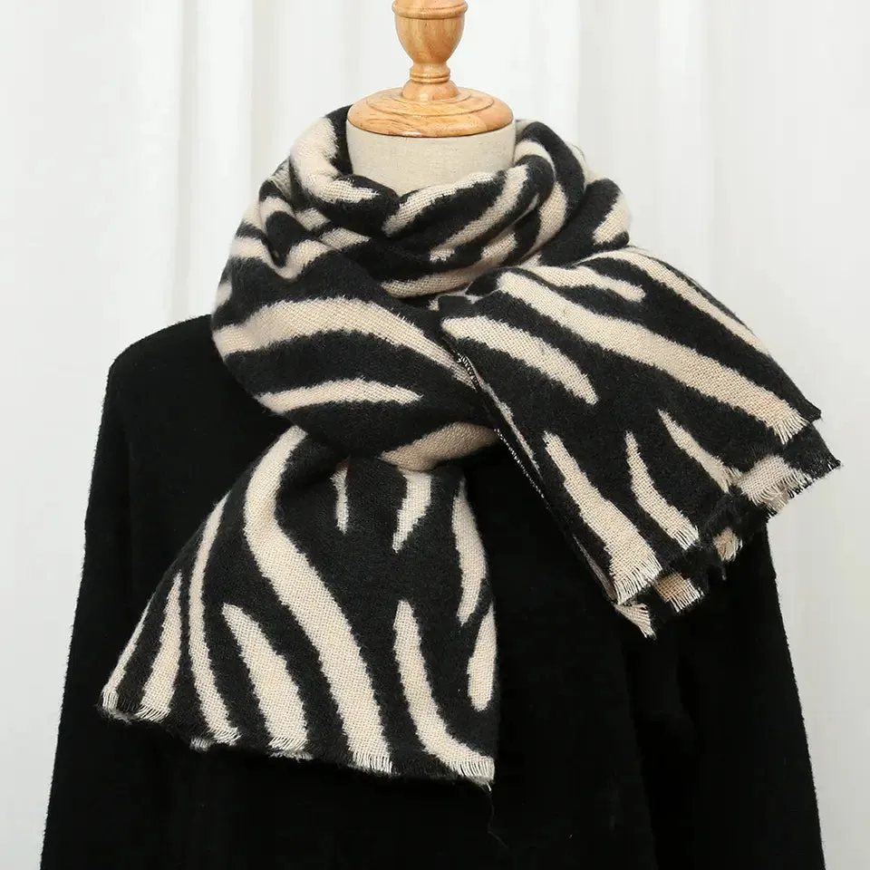 Scarf - Tiger - Black/Cream