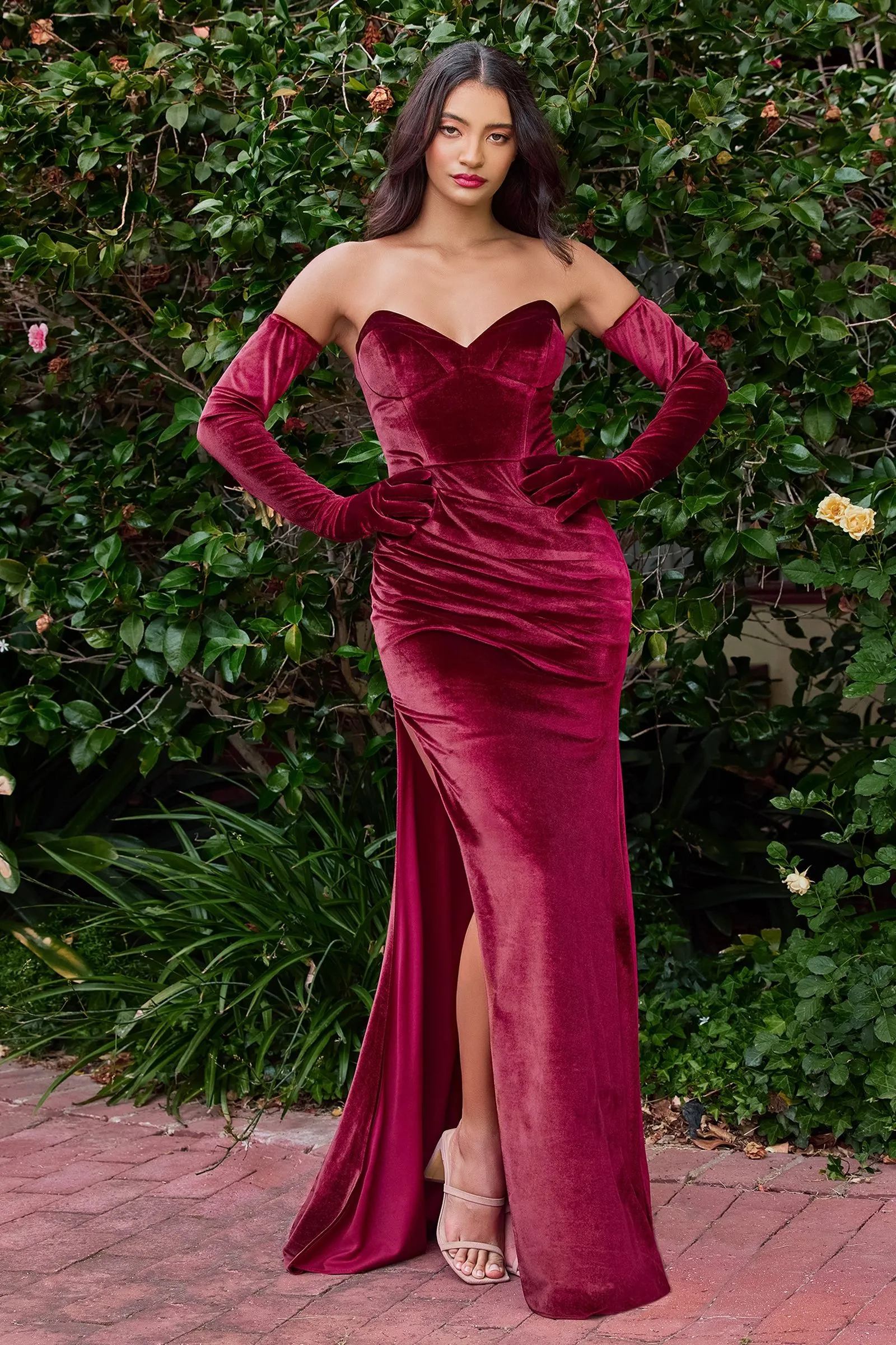 VELVET STRAPLESS FITTED GOWN WITH GLOVES CDCH176